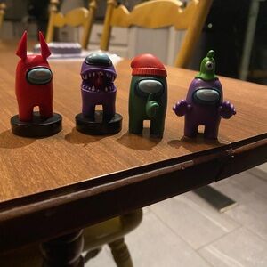 Among Us Action Figure Crew (4)